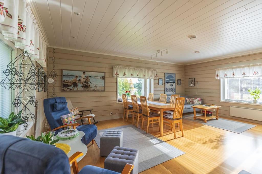 Majestic 3 Bedroom With Sauna Villa Rovaniemi